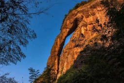 江西龙虎山以道教文化底蕴打造天下绝景