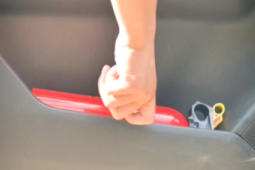 车内这根线不拔后果很严重