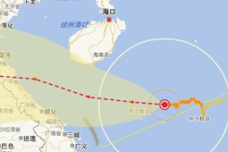 台风蝴蝶肆虐南海掀狂浪海南岛沿海风暴增水来袭