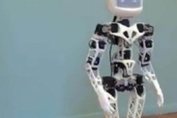 机器人越像人就越聪明吗