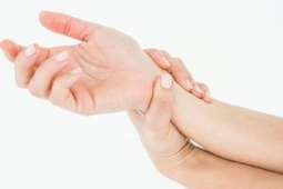 手脚出现这种异常可能是血管堵塞尽早检查