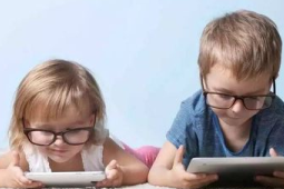 孩子沉迷手机引关注家长的焦虑情绪有解吗