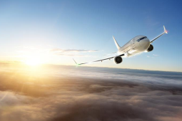 乘客飞机上捡到鞭炮引关注专家称无论真假均需担责