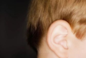 "突发性耳聋？这四个习惯可能是罪魁祸首"