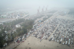 琼州海峡北岸大雾致海口三港停航