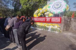 时节寄哀思文明祭扫树新风