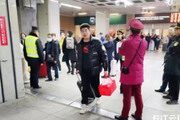 春运一线铁路三大队全力守护旅客平安出行