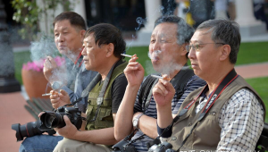 专家称仅凭意志力戒烟难度大科学方法助力成功