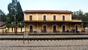 中越米轨铁路百年变迁谱写合作新篇章  第1张