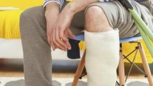 摔一跤看似没事小心暗藏致命风险  第1张