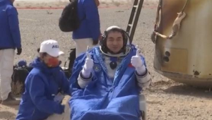 家乡亲友共庆神舟十九号航天员凯旋 第1张 家乡亲友共庆神舟十九号航天员凯旋 第1张