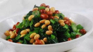 春菜正当季年轻人争尝舌尖上的春天味道 第1张 春菜正当季年轻人争尝舌尖上的春天味道 第1张