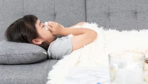 岁男孩高烧不退一查竟是亲吻病 第1张 岁男孩高烧不退一查竟是亲吻病 第1张