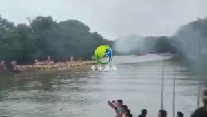 又到一年竞渡时龙舟侧翻如何防