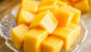 这种水果胡萝卜素是菠萝的倍热量比苹果还低现在吃正好 第1张 这种水果胡萝卜素是菠萝的倍热量比苹果还低现在吃正好 第1张