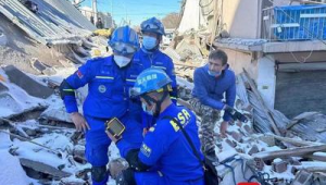 蓝天救援队成功营救缅甸地震幸存者 第1张 蓝天救援队成功营救缅甸地震幸存者 第1张