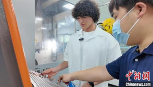 埃及留学生小明的逐梦之路用中文编程未来