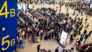 大连铁路春运预计发送旅客万人次并上线对智能提升型复兴号动车 第1张 大连铁路春运预计发送旅客万人次并上线对智能提升型复兴号动车 第1张